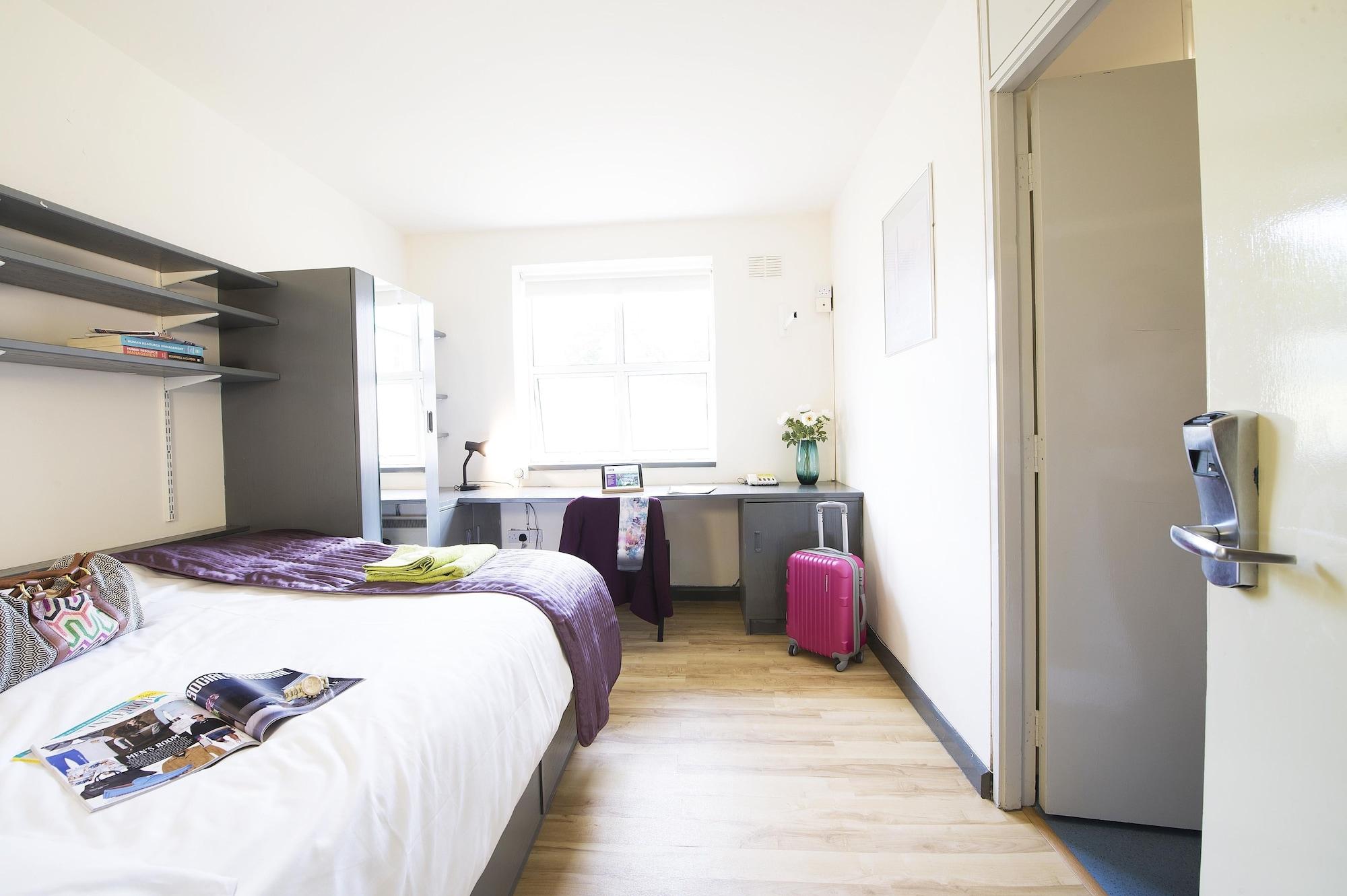 Corrib Village Rooms University Of Galway Eksteriør bilde