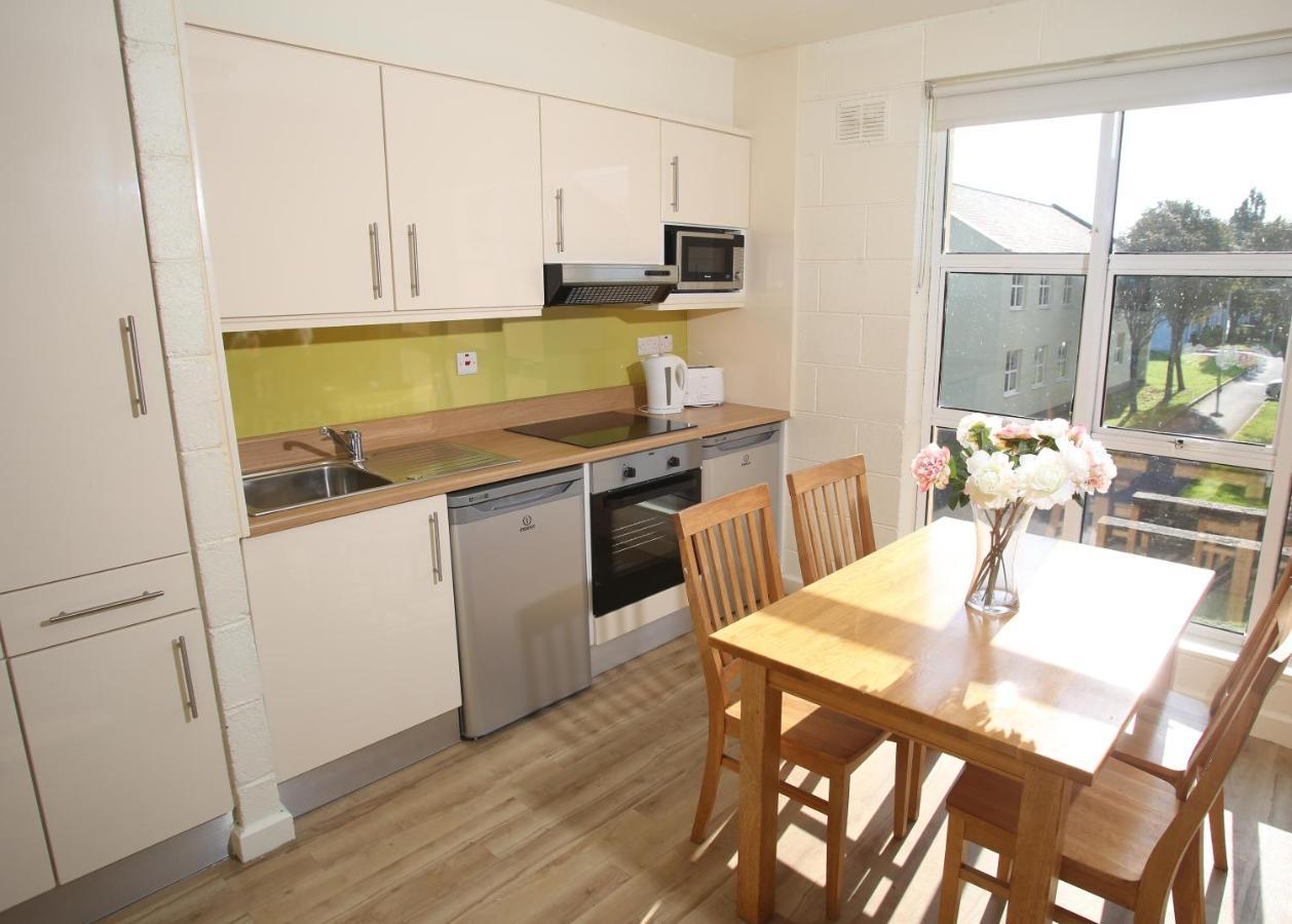 Corrib Village Rooms University Of Galway Eksteriør bilde