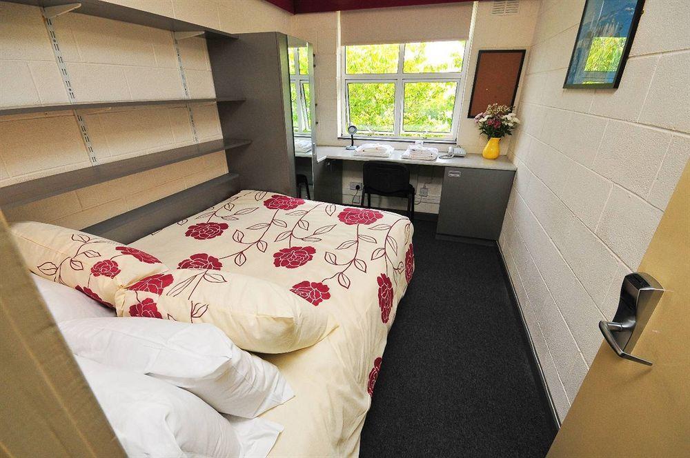 Corrib Village Rooms University Of Galway Eksteriør bilde