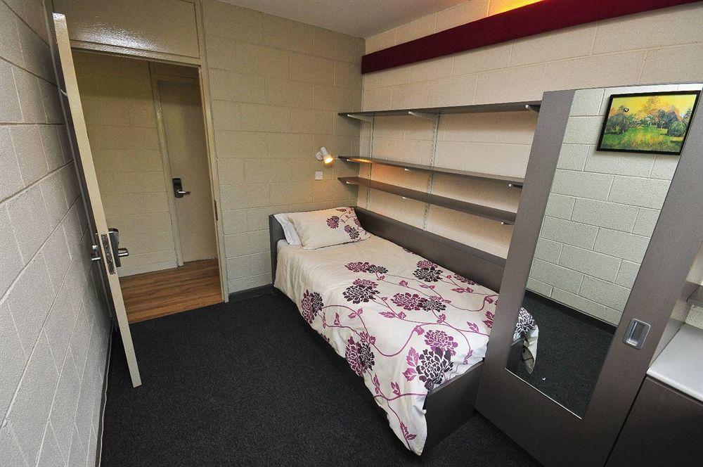 Corrib Village Rooms University Of Galway Eksteriør bilde