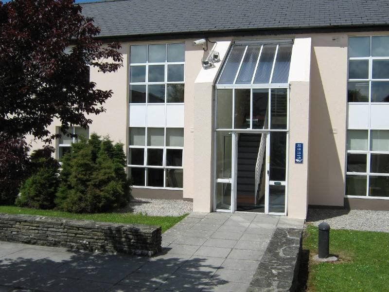 Corrib Village Rooms University Of Galway Eksteriør bilde